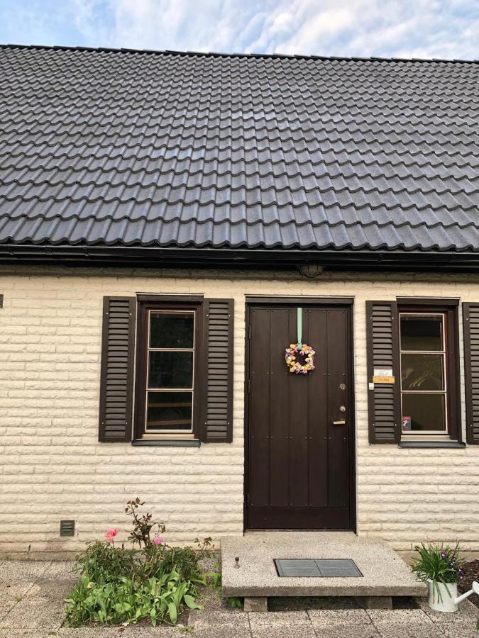 Anitas B&B Stockholm/Vaellingby المظهر الخارجي الصورة
