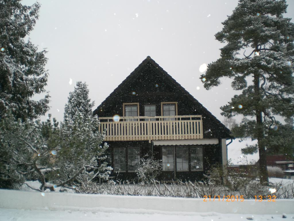 Anitas B&B Stockholm/Vaellingby المظهر الخارجي الصورة